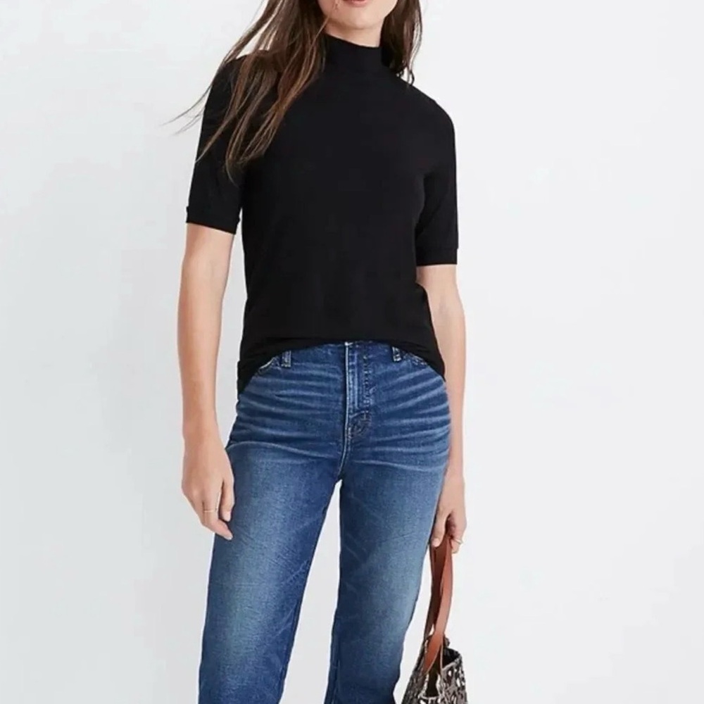 Madewell Black Short Sleeve Mock Neck Top. Small